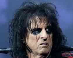 WHO IS ALICE COOPER BIOGRAPHY AGE WORK LOVES CURIOSITIES